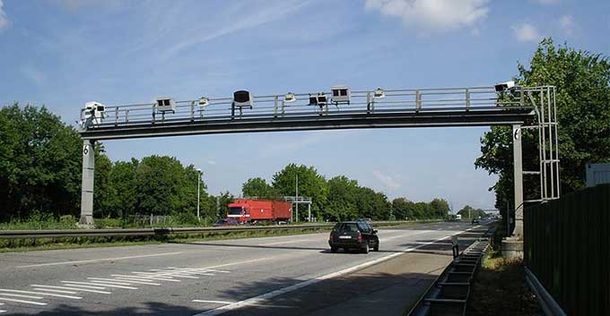 مشاور و مجری دوربین های کنترل سرعت و پلاک خوان